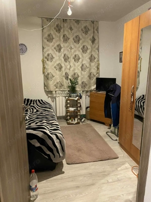 Apartament cu 3 camere,baie,hol,bucătărie si anexe - imagine 7