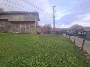 Casa batraneasca cu teren (4.910 mp) la Alunis - imagine 9