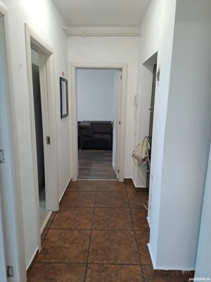 Inchiriez apartament 2 comere