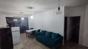 Închiriez apartament