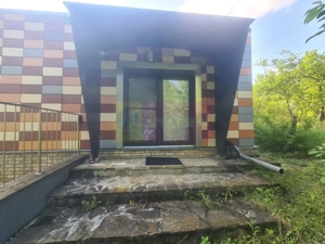 Vila de vanzare cu 6 camere in Cornu (teren 6.600 mp) - imagine 2