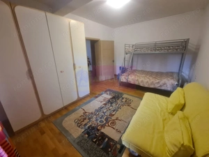 Vila de vanzare cu 6 camere in Cornu (teren 6.600 mp) - imagine 10