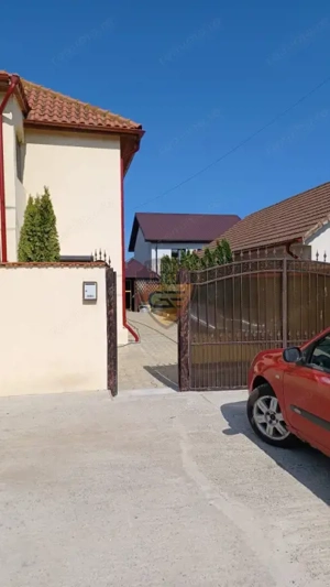 Casa P+1E Lumina 220mp, acces rapid șoseaua Tulcei, Kogălniceanu baza  NATO