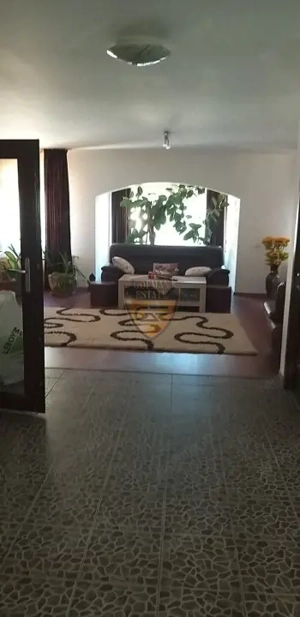 Casa P+1E Lumina 220mp, acces rapid șoseaua Tulcei, Kogălniceanu baza  NATO