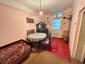 Casă de vanzare cu teren de 356 mp in Salonta - imagine 4