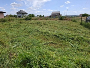 Vând teren intravilan în mun. Botoșani 