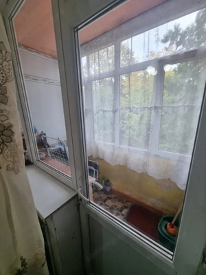 Apartament 2 camere decomandate, 52mp, etaj 1/2, in Filiasi, centru - imagine 11 Apartament 2 camere decomandate, 52mp, etaj 1/2, in Filiasi, centru - imagine 11