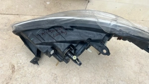 Far nou dreapta Dacia Lodgy - imagine 4