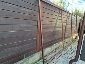 Vând cadru metalic poarta culisanta si poartă pietonala