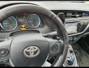 Toyota Auris Hybrid 2013 - motiv vânzare: facem un upgrade... sau downgrade,  cine știe - imagine 9