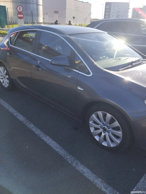 Opel Astra j  - imagine 2