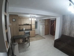 Proprietar, inchiriez apatament 2 camere cu curte, zona Giurgiului