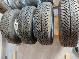 vand 4 genti de tabla R13 cu cauciucuri de iarna noi 165|70|R13 