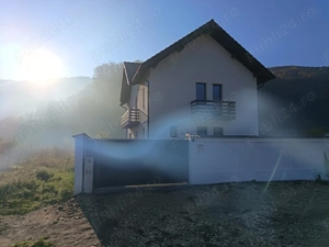 Inchiriez casa nouă în Bunloc Sacele - imagine 2 Inchiriez casa nouă în Bunloc Sacele - imagine 2