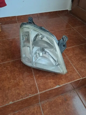 Far dreapta Opel Meriva original Europa