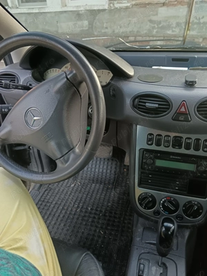 Vand Mercedes Benz A Class 2002 pt piese sau fier vechi  - imagine 3 Vand Mercedes Benz A Class 2002 pt piese sau fier vechi  - imagine 3