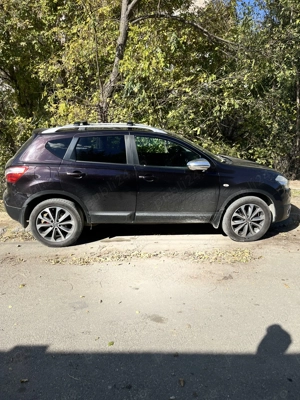 Nissan Qashqai 2011   2.0 dCi   Automată - imagine 2