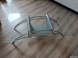 Măsuța sticlă-crom