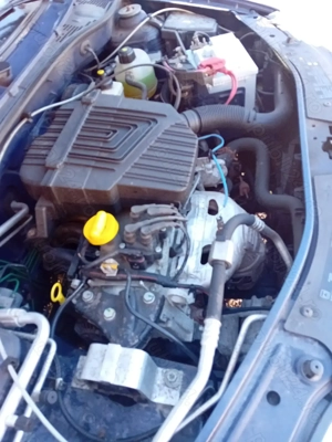 Auto Dacia Logan  - imagine 4