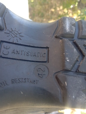 bocanci de munca - imagine 5