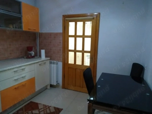 De închiriat apartament 2 camere