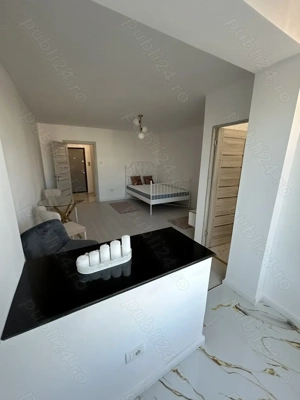 Inchiriez Garsoniera 33 mp in Circumvalatiunii langa GymOne, Etaj 6  de la Proprietara. libera