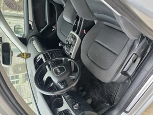 Audi A4 B8 (2010), 2.0 TDI Manual - imagine 5