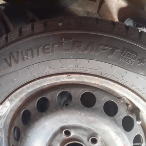 Vand cauciucuri de iarna 195 65 15 Kumo dot 21 - imagine 2