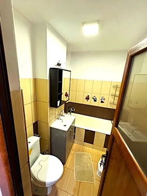 Apartament ETAJ 2 cu 3 camere complet renovat si utilat LA CHEIE - imagine 9
