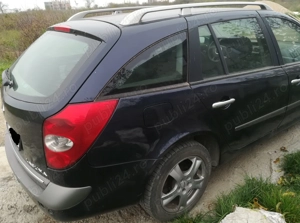 Vând Renault Laguna 1,9 D, 2005, E4, înmatriculat, ambreiaj defect. - imagine 4