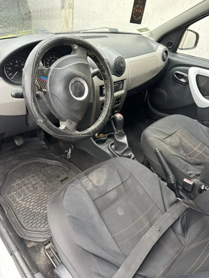 Dacia Logan 2010 de vanzare - imagine 3 Dacia Logan 2010 de vanzare - imagine 3