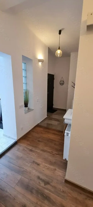 Ap 2 camere, termen lung, in  Peninsula zona Cazino. Renovat integral balcon, baie cu cada - imagine 2