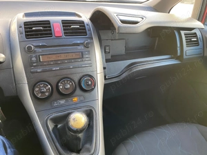Vand Toyota Auris 1.4D - imagine 6