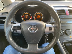 Vand Toyota Auris 1.4D - imagine 5