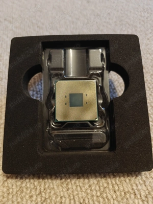 Procesor AMD Socket AM4, Ryzen 9 3900X, 3.8-4.6 Ghz, 12 Core 24 Threads, 70MB Cache - imagine 3