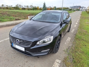 Vând Volvo V60 D4  2014 
