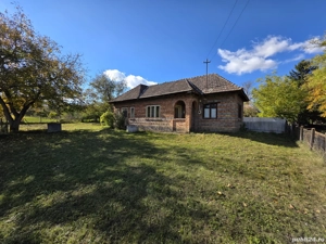 Casa com.Band 3 cam. 80mp + teren 3285mp