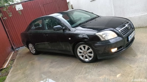 Toyota avensis 2000e