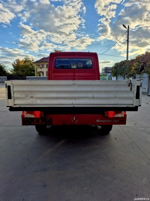 Mercedes Spriter Doka 6 locuri an 2013 10 mot 2.2 CDI 110 cp Euro 5 - imagine 4 Mercedes Spriter Doka 6 locuri an 2013 10 mot 2.2 CDI 110 cp Euro 5 - imagine 4