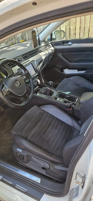 Vând vw passat,1.6tdi - imagine 3 Vând vw passat,1.6tdi - imagine 3