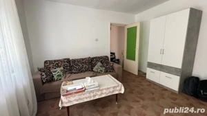 proprietar vand apartament cu 3 camere