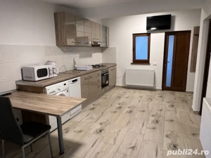 Inchiriez garsoniera Rm Valcea