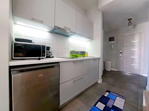 Vand studio modern in Mamaia Nord - imagine 6