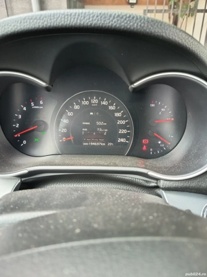 Vand Kia Sorento 2.2 diesel. - imagine 6