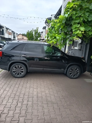 Vand Kia Sorento 2.2 diesel. - imagine 3