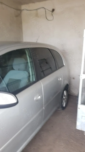 Opel MERIVA 2004 și remorcă 