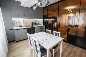 2 CAMERE | ROND OMV | PIPERA | IVORY | PARCARE | BOXA