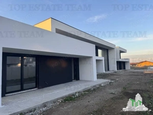 Casa de lux moderna cu 12 camere si piscina – Design minimalist inspirat din Miami | 1167 mp utili p - imagine 10