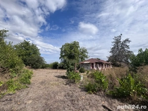 Casă bătrânească de vânzare   Sat Copaciu, Comuna Ghimpați, Jud. Giurgiu (la 30 min de București)