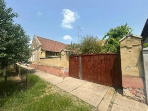 Casă de vânzare în Variaș, Timiș   45.000   negociabil